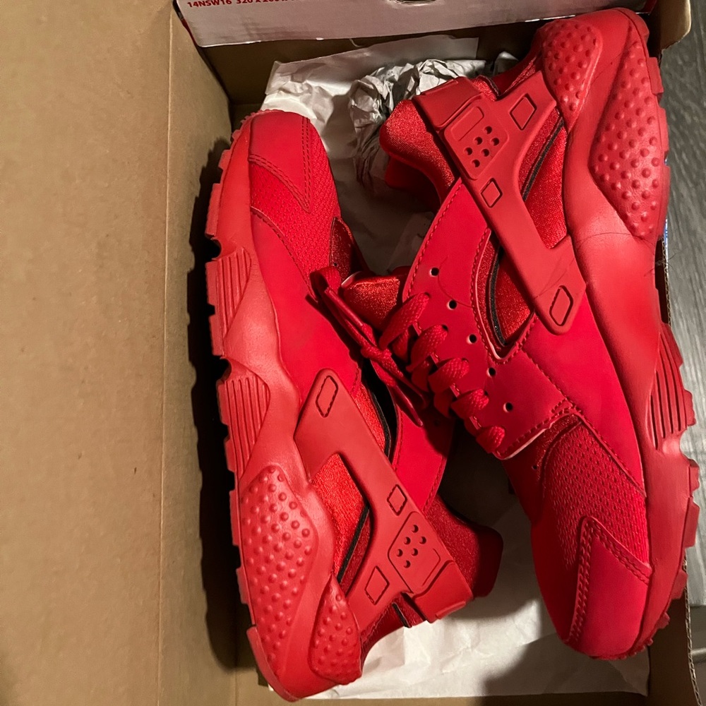 Nike huaraches Size 6.5 Y womens 8